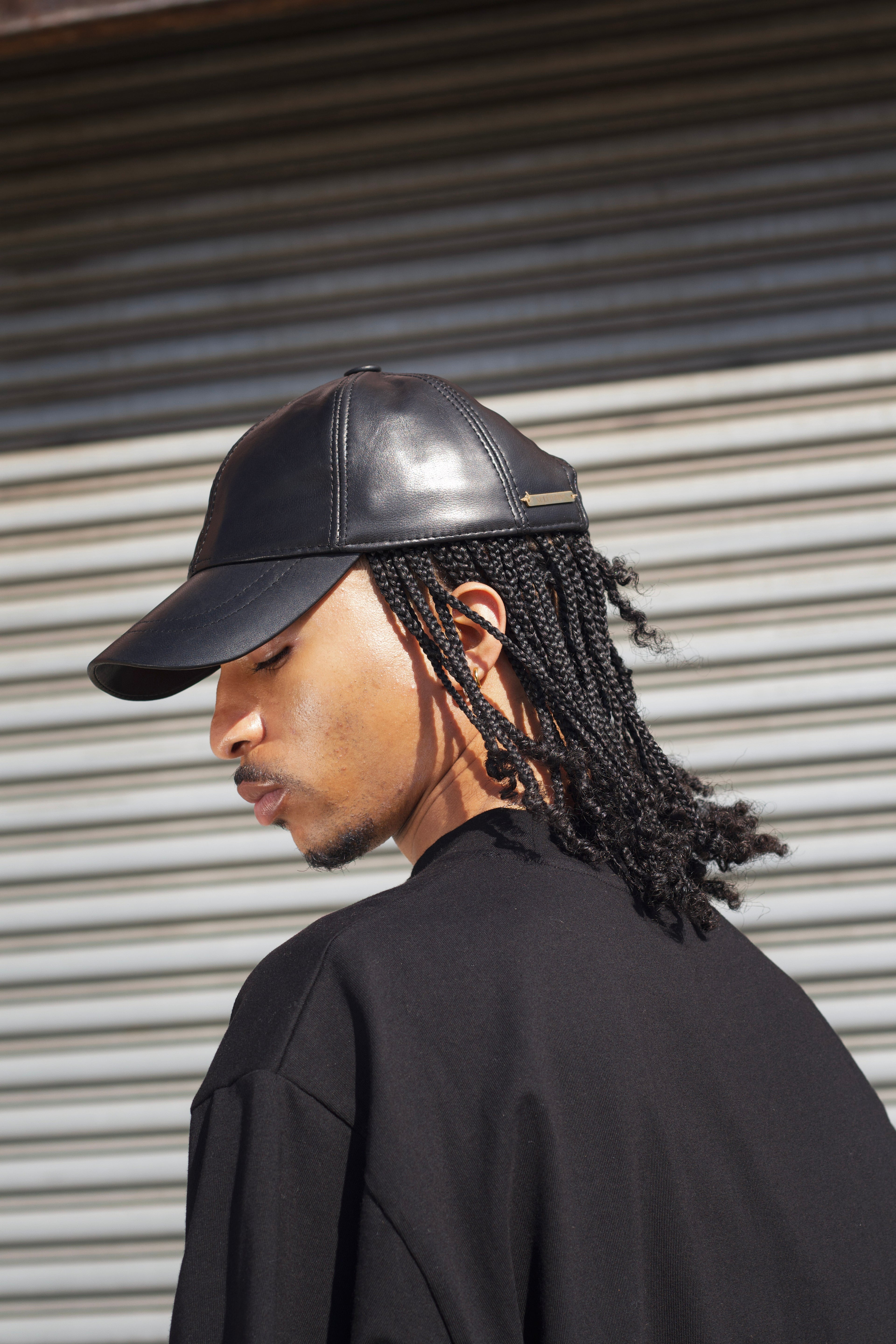 Cuir Cap in Onyx
