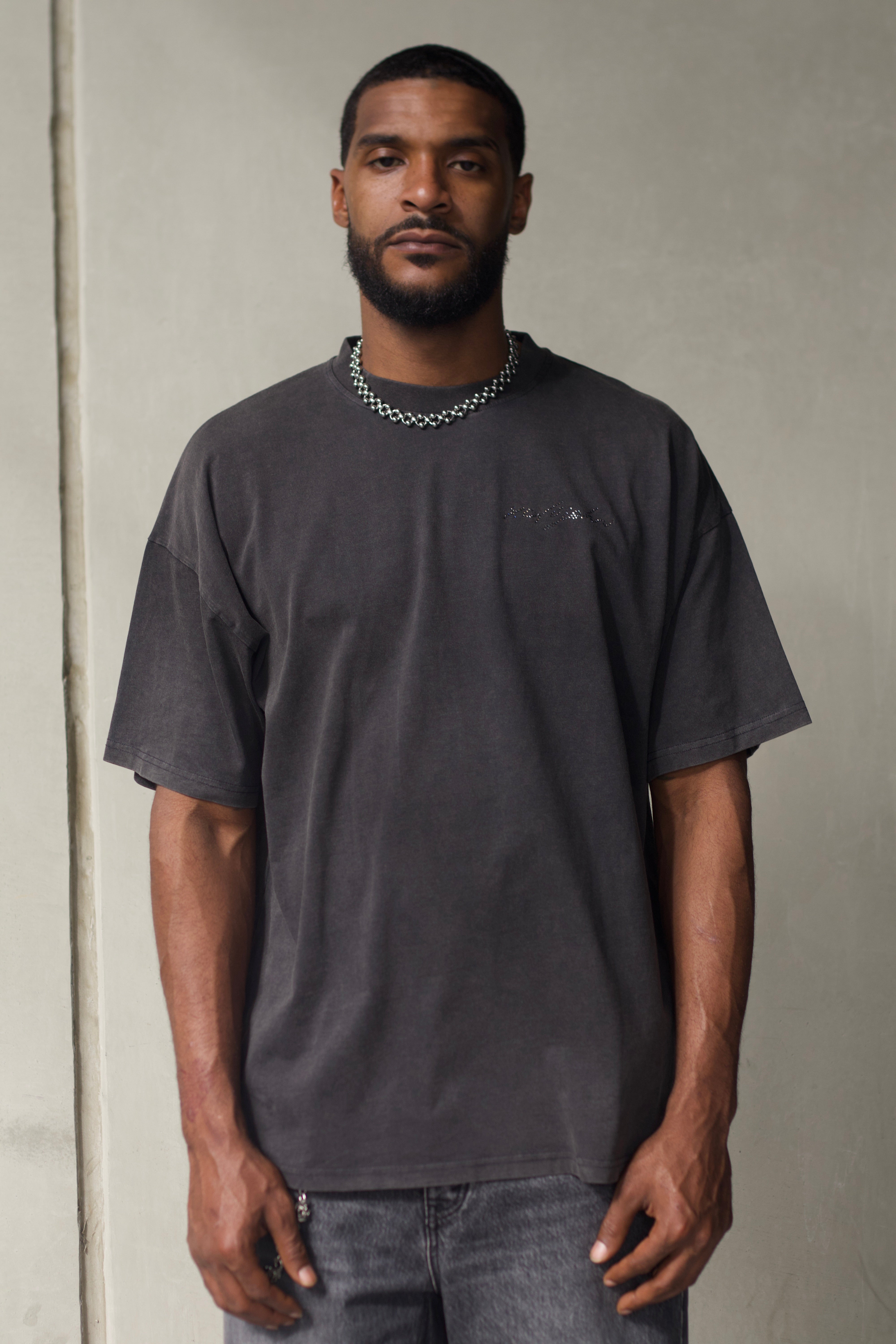 Ash Noir x Chrome Rhinestone Tee Unisex – XCLÚJOHN